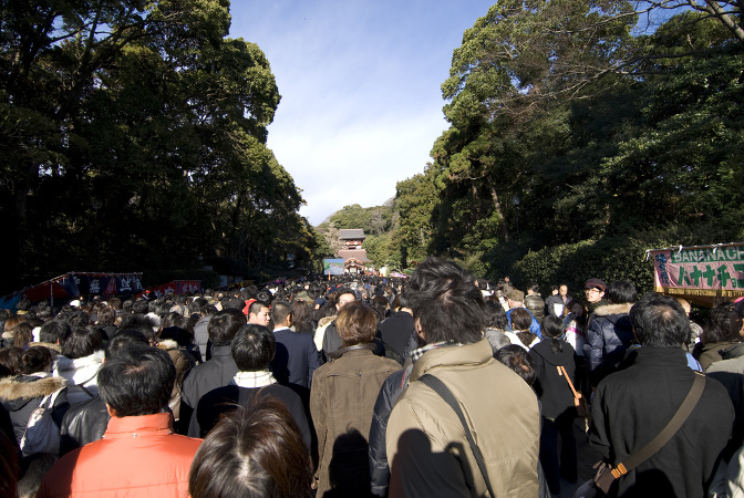 Kamakura shintolaistemppeli uusivuosi